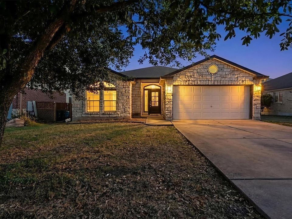 1st image of 394 Verano Cir
