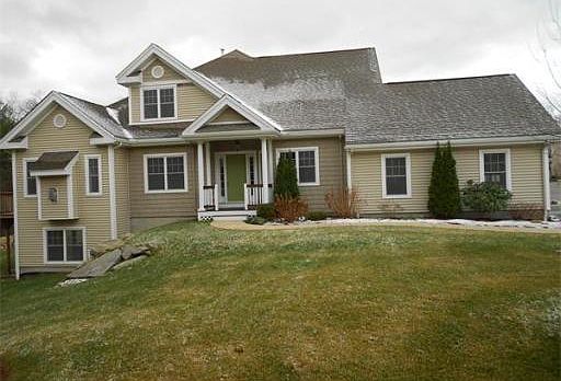 1st image of 50 Lincoln Ln