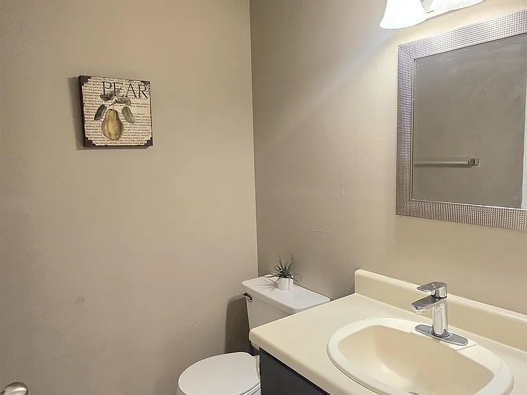 1736 Brightside Dr — Photo 8