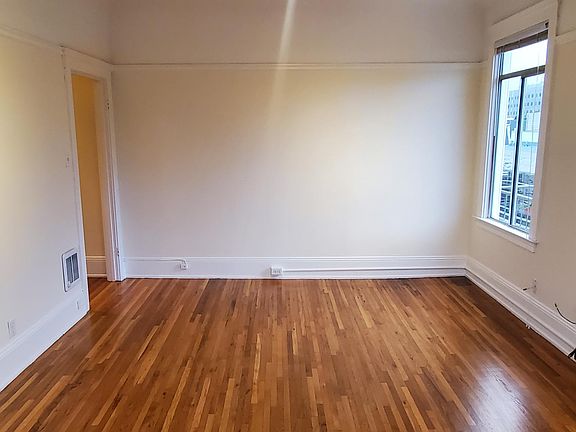 3rd image of 3465 25th St APT 16