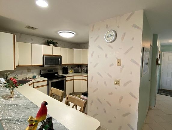 2nd image of 100 Daly Blvd APT 2606