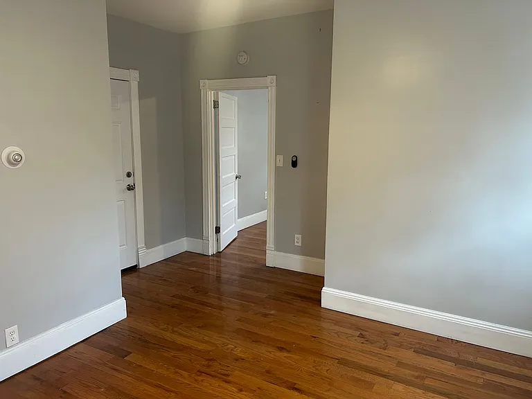 530 N Euclid Ave — Photo 8