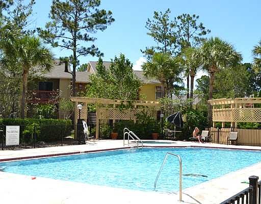 4th image of 3724 Idlebrook 202 Cir
