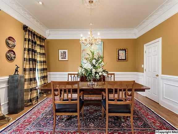 4th image of 3110 Greystone Dr SE