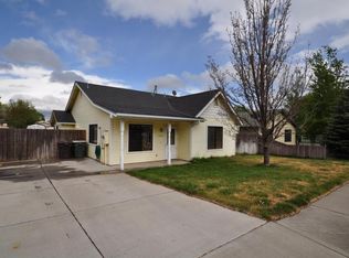 2106 N Main St, Flagstaff, AZ 86004