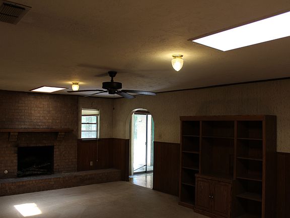 4th image of 616 N Motley Dr