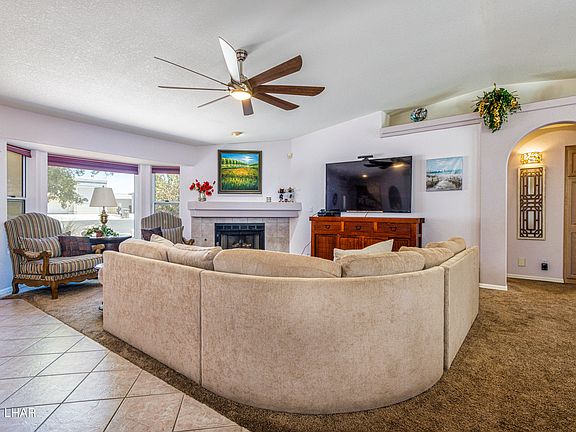 5th image of 2371 E Kensington Dr