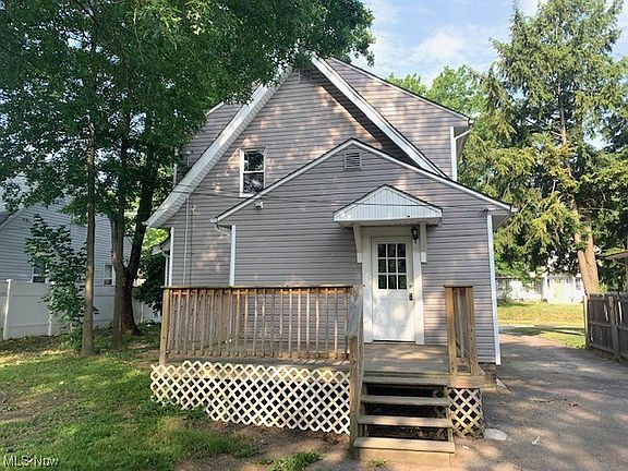 3rd image of 639 Moreley Ave