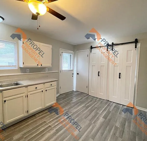 14387 Leonard Ave — Photo 4