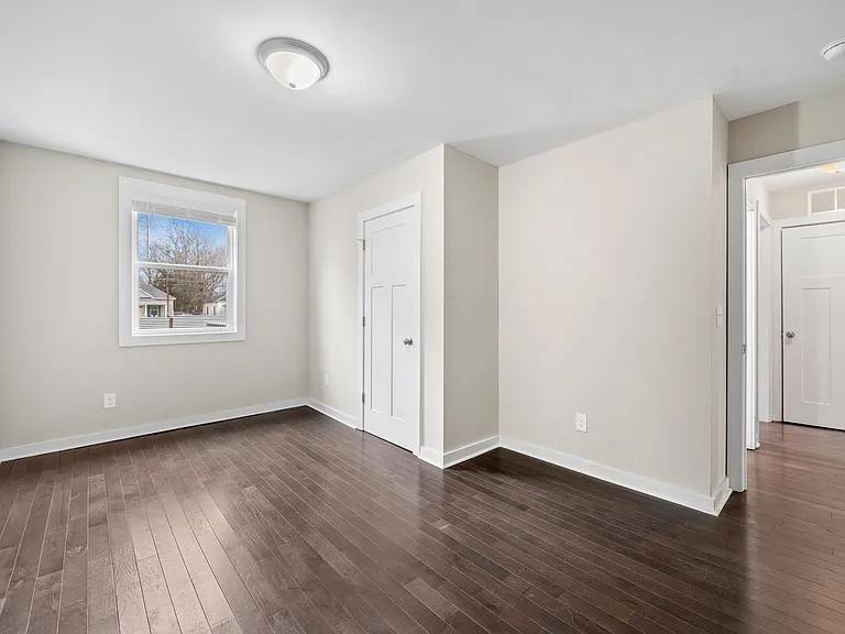 318 Wake Pl — Photo 10