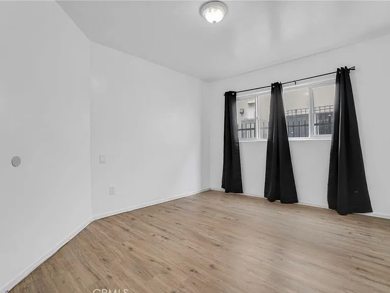 904 S Bullis Rd #D — Photo 12