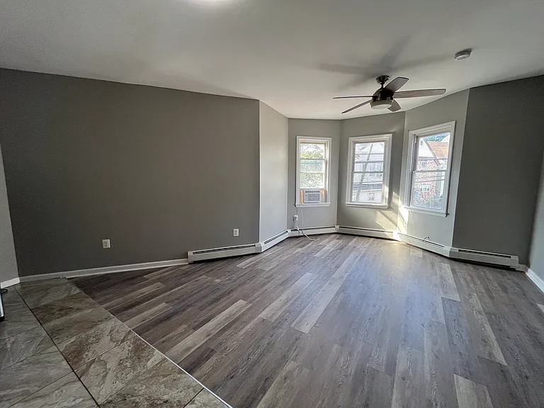 68-70 Lyon St #2 — Photo 5