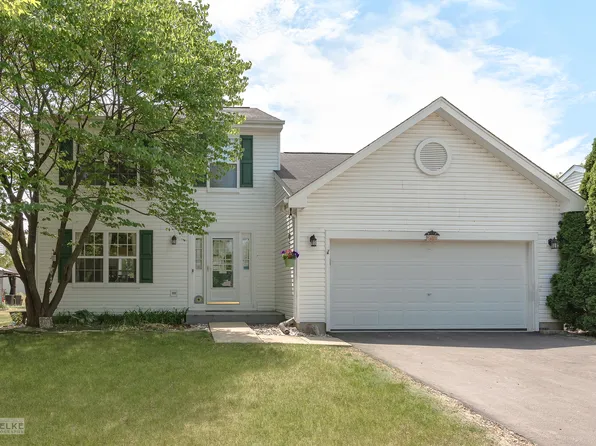 2059 Foxtail Dr, Aurora, IL 60504