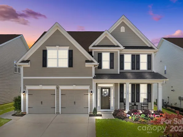 187 Longleaf Dr, Mooresville, NC 28117