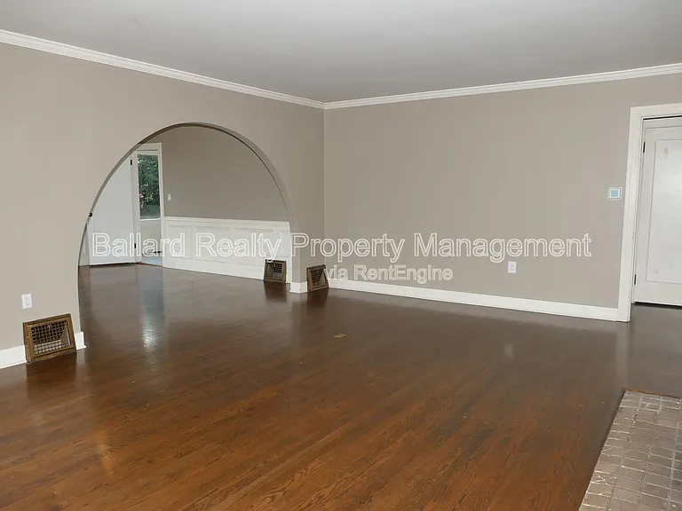 3246 Conkling Pl W — Photo 4
