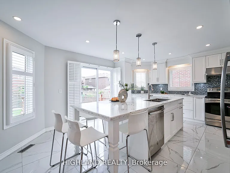 3591 Copernicus Dr — Photo 11