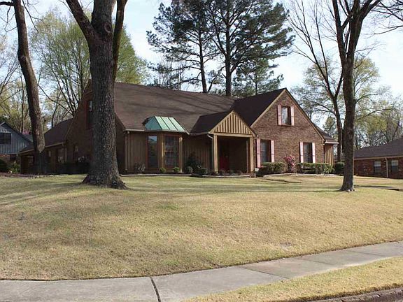 2nd image of 7283 Abercrombie Ln