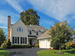 306 Applebrook Dr, Malvern, PA 19355