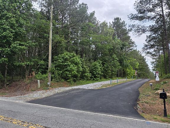 2nd image of 862 Dunklin Bridge Rd