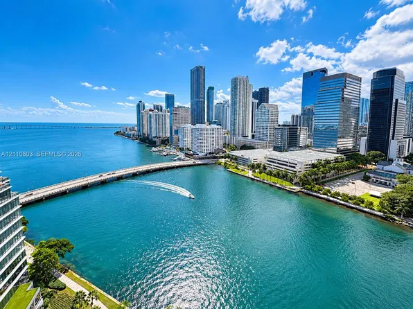 701 Brickell Key Blvd APT 2412, Miami, FL 33131