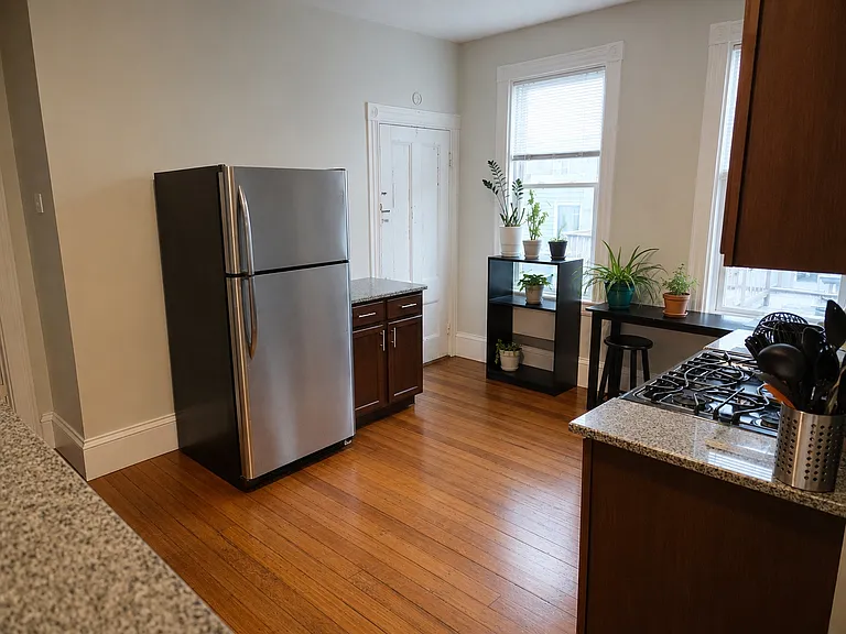 356 Dorchester St — Photo 2