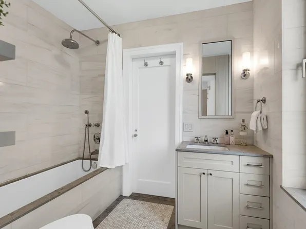 320 Central Park West image 14 of 15