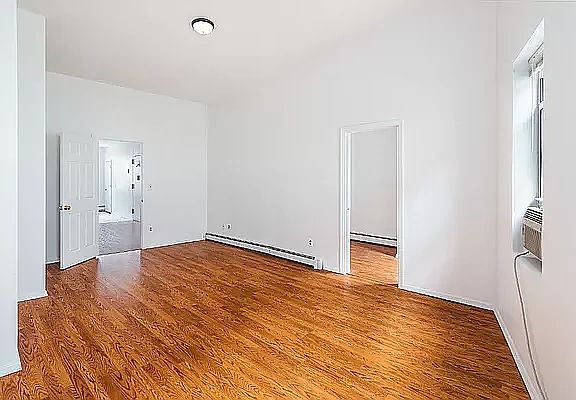 4th image of 586 Broadway #3F