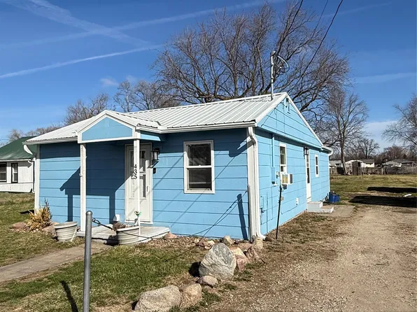 435 NW 49th Pl, Des Moines, IA 50313