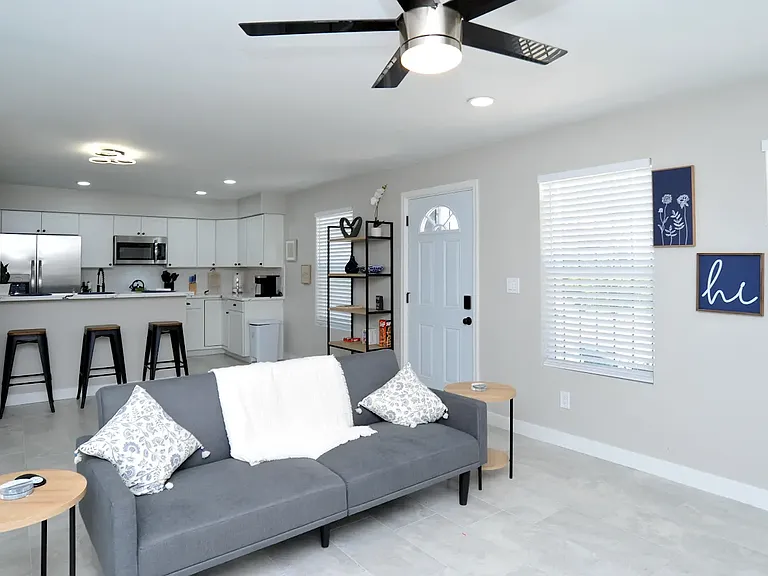 6596 E Calle La Paz #A — Photo 4