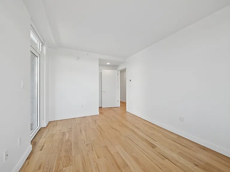 1277 E 14th St #708A — Photo 6