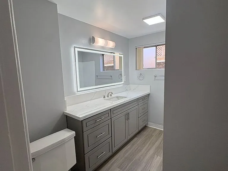 5945 Cloverly Apts — Photo 9