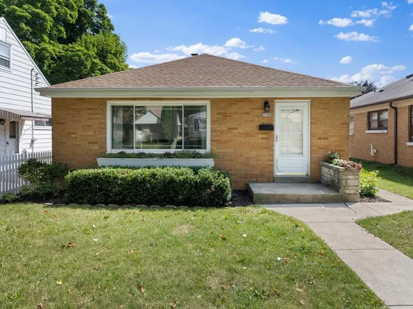 3740 North 85th STREET, Milwaukee, WI 53222