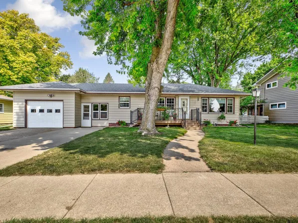1140 S State St, Fairmont, MN 56031