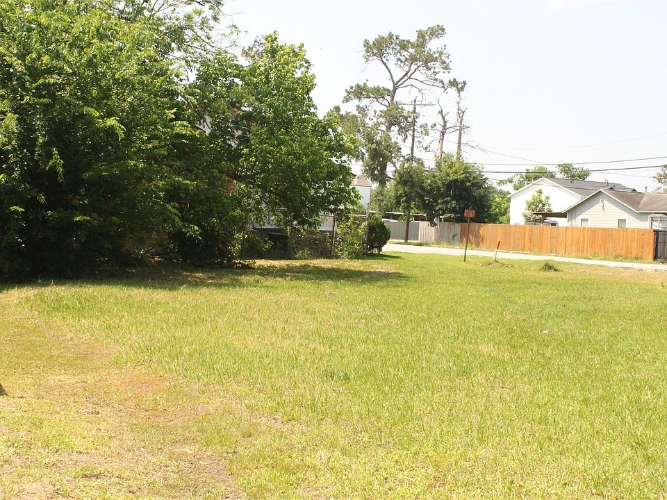 1st image of 8202 Flintridge Dr