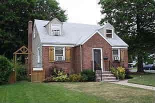 1st image of 313 Myrtle Ave