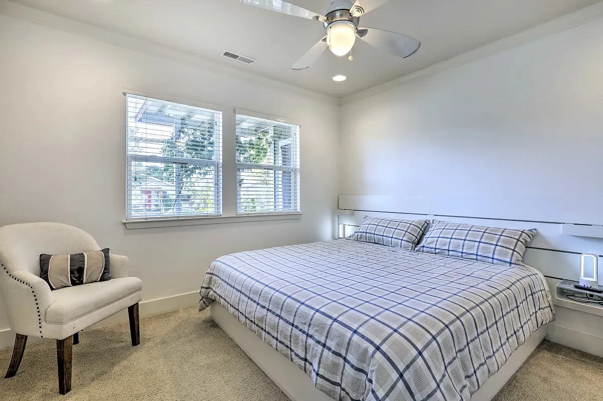 2 bed, 1400 sqft, $3,500 — Photo 4