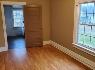 106 E Green St, Robersonville, NC 27871