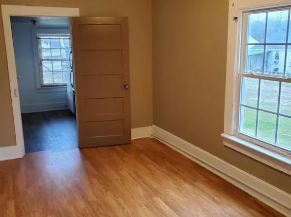 106 E Green St, Robersonville, NC 27871