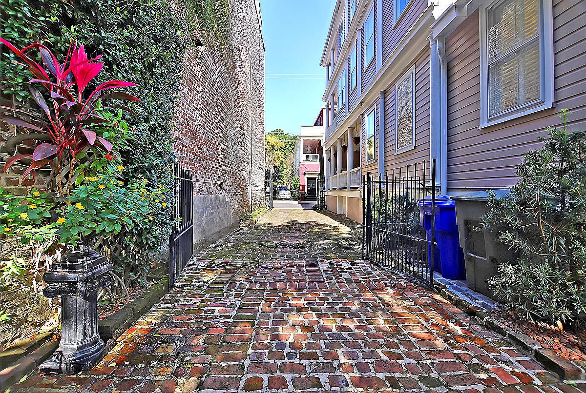 57 Society St, Charleston, SC 29401 Zillow
