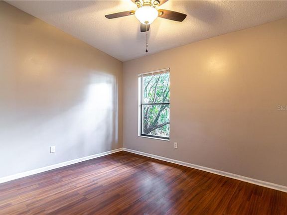 5th image of 339 Hearth Ln