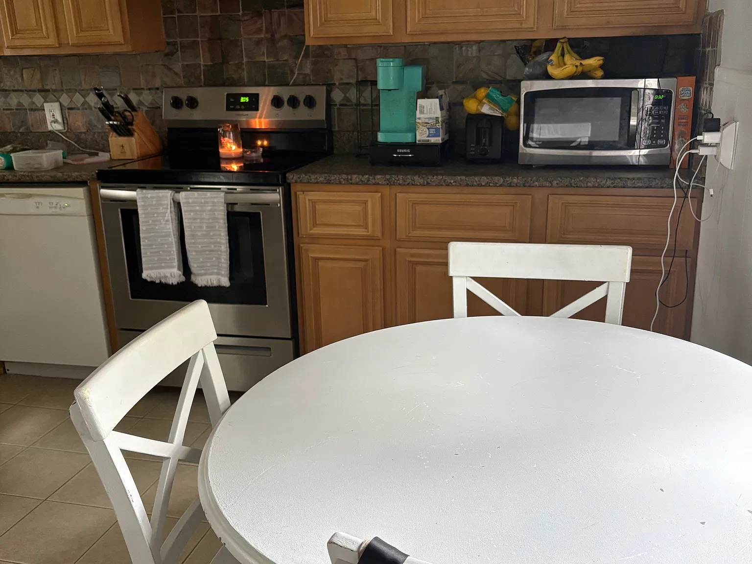 2 bed, 1000 sqft, $1,900 — Photo 2