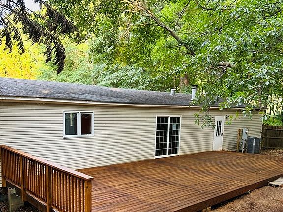 2nd image of 207 Cleveland Rd