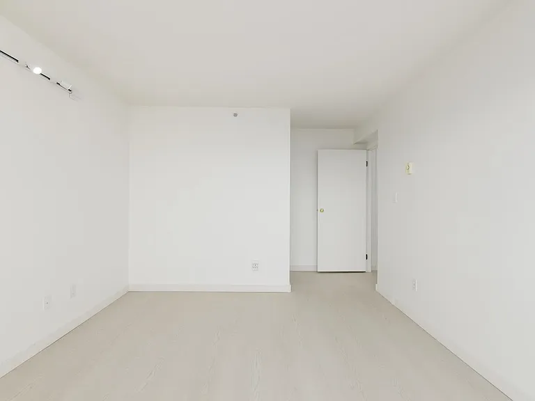 1180 Pinetree Way #305 — Photo 10