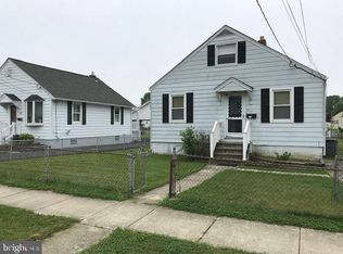 915 Martin Rd, Baltimore, MD 21221