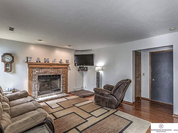 5th image of 5003 S 165th St