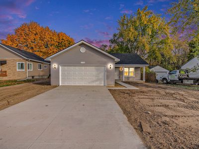 5190 Hatchery Rd, Waterford, MI, 48329