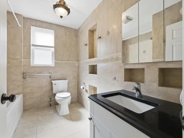 1012 Palisade Avenue image 9 of 19