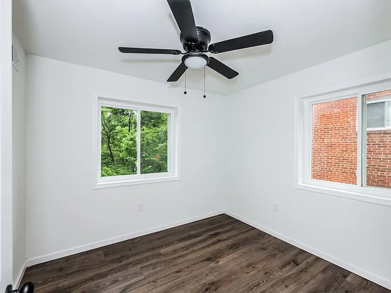 4016 Livingston Rd SE — Photo 41