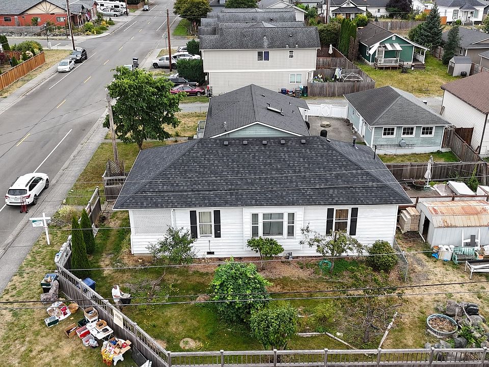 1st image of 202 E Galena Street