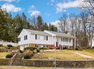 14 South St, Reading, MA 01867